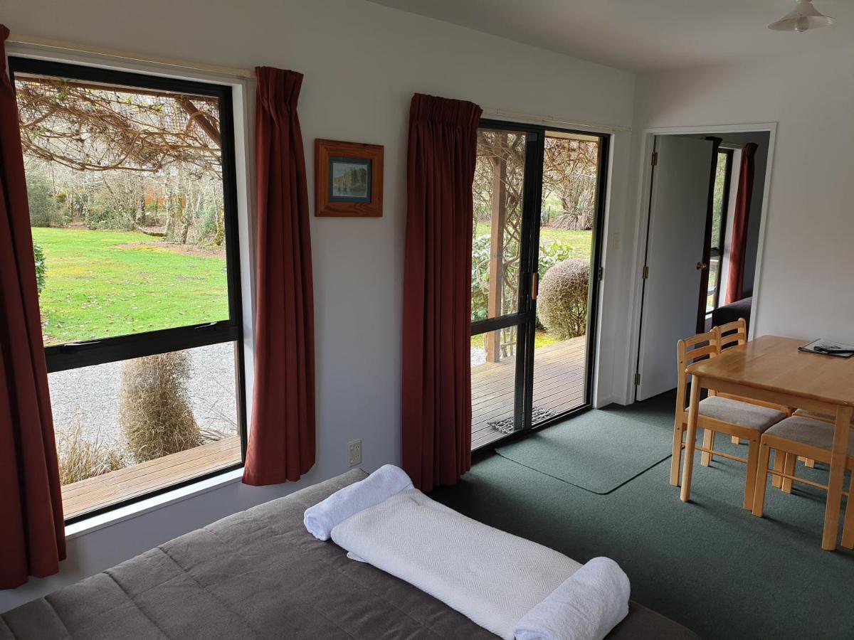 Lake Brunner Country Motel & Holiday Park Moana Экстерьер фото
