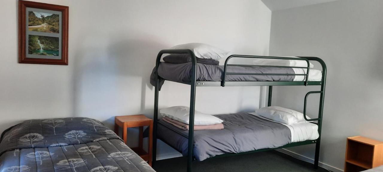 Lake Brunner Country Motel & Holiday Park Moana Экстерьер фото
