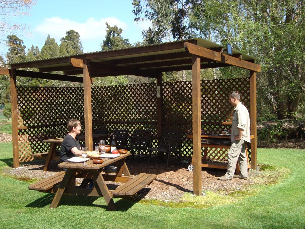 Lake Brunner Country Motel & Holiday Park Moana Экстерьер фото