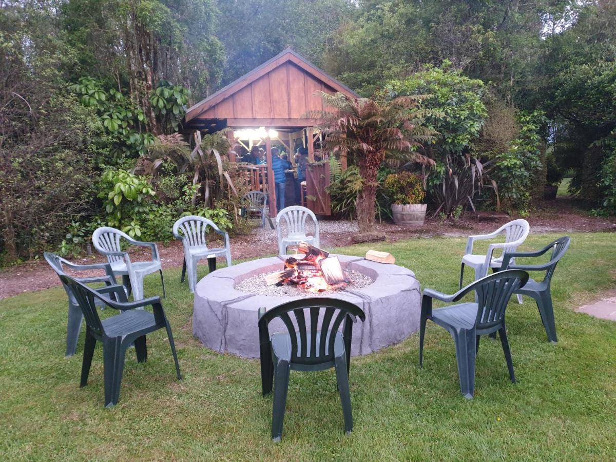 Lake Brunner Country Motel & Holiday Park Moana Экстерьер фото